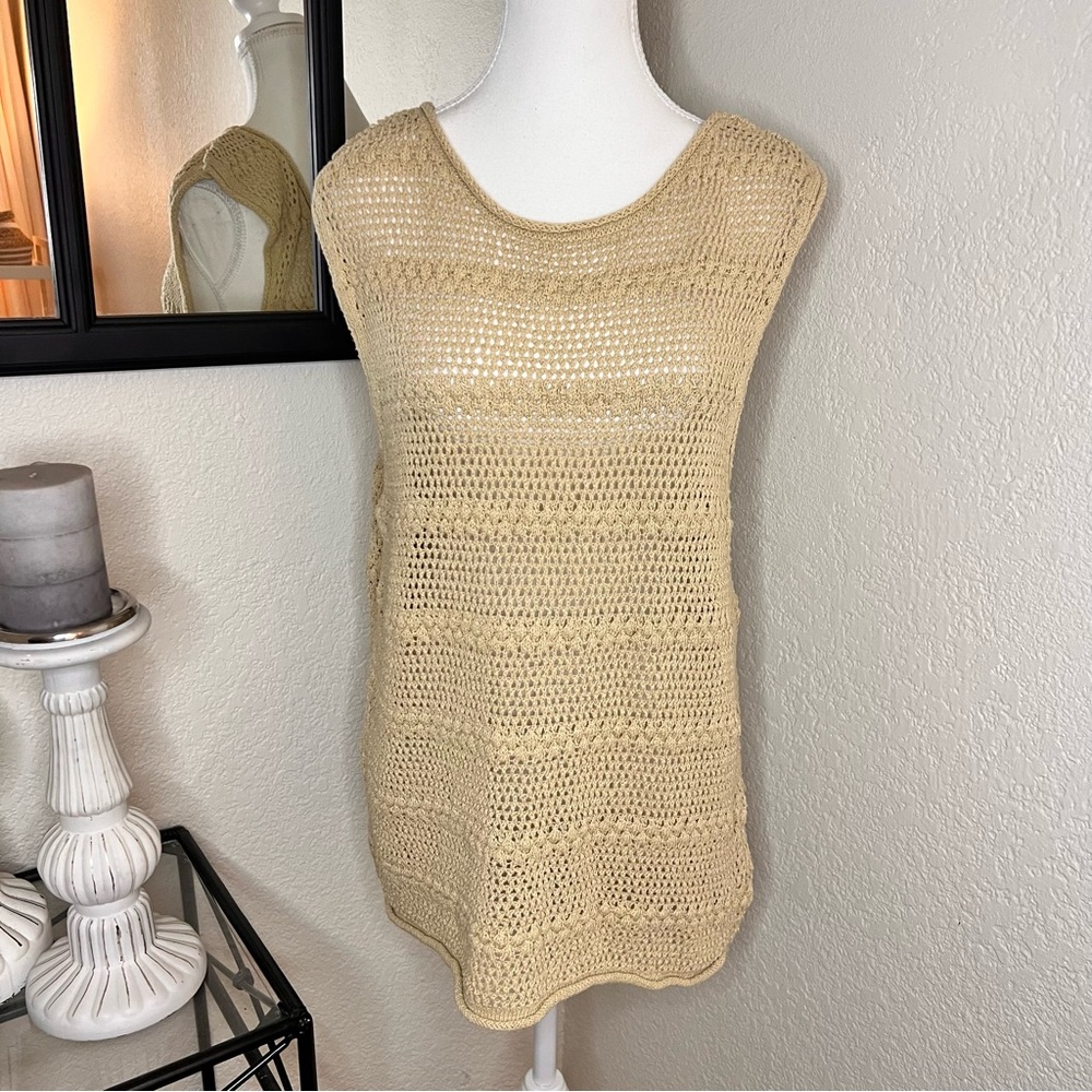FREE PEOPLE Tan Crochet Short Sleeve Top Size M NWOT‎
